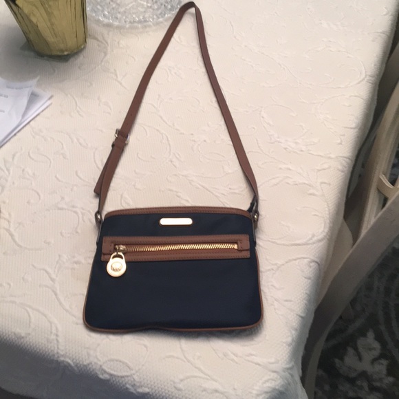 Michael Kors Handbags - Michael Kors crossbody bag